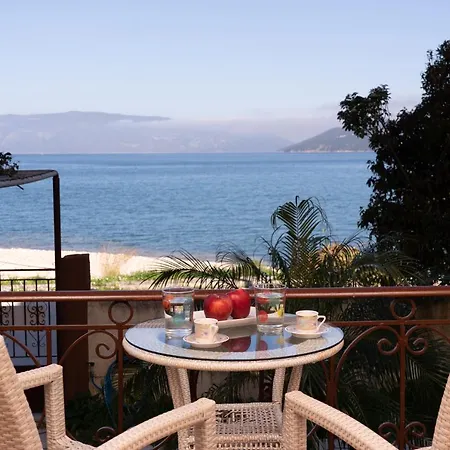 Anna Καραβόμυλος