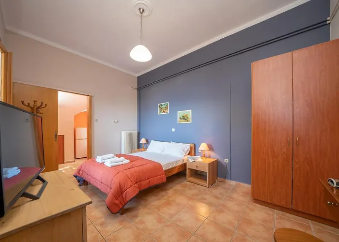 Anna Καραβόμυλος