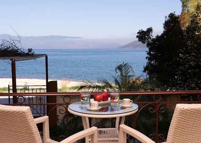 Anna Καραβόμυλος